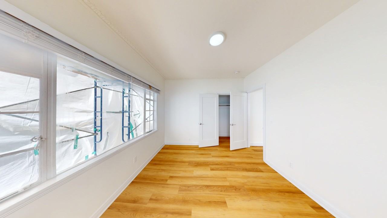 2369 Le Conte Avenue - Photo 2 of 27