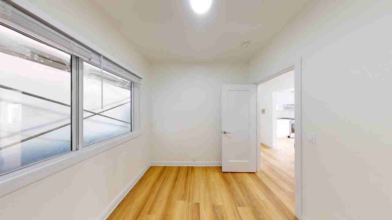 2369 Le Conte Avenue - Photo 4 of 27