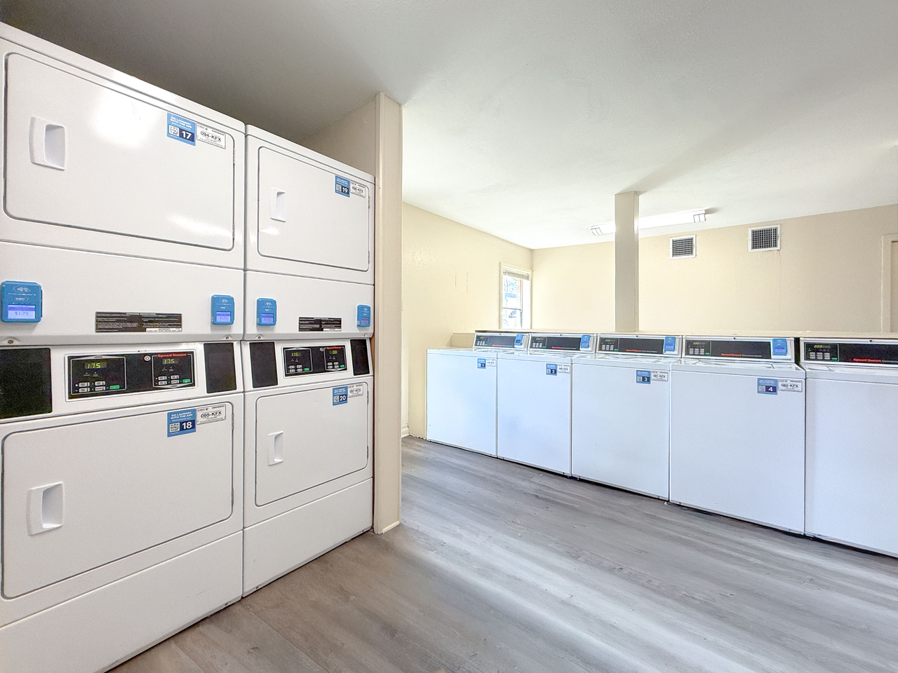 Acadia Park Apartments - Photo 7 of 35