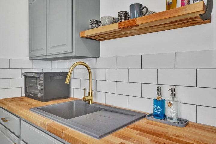 14 South Swinton Circle - Photo 4 of 8