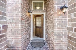 featured image of 18616 Birch Orchard Ct