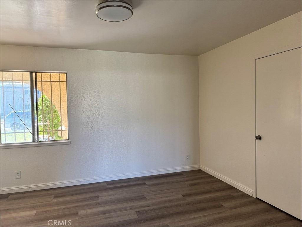 1285 E Kingsley Ave - Photo 5 of 23