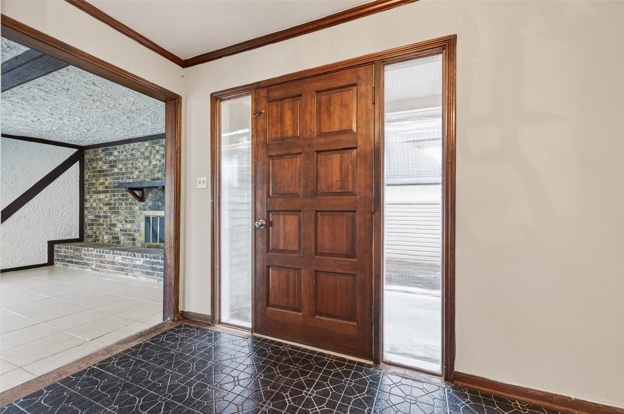 5414 Spanish Oak Dr - Photo 5 of 41