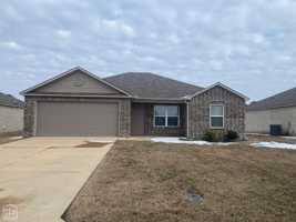 featured image of 3714 Keeneland Dr