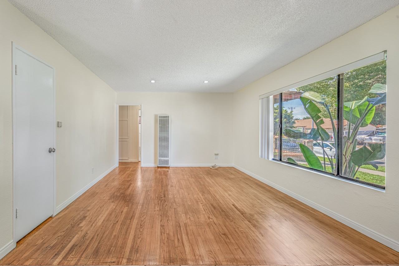 1618 S Meeker Ave #1 - Photo 5 of 17