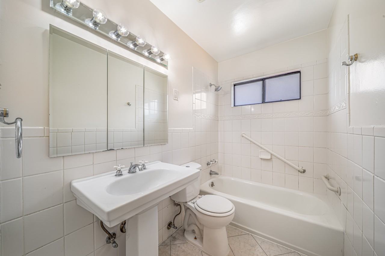 1618 S Meeker Ave #1 - Photo 6 of 17