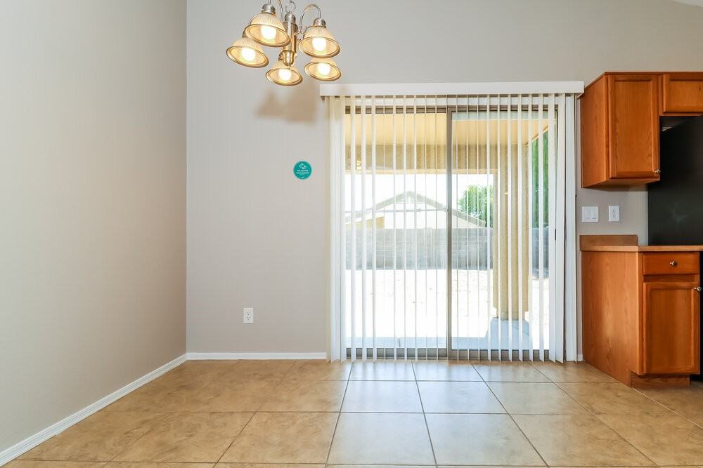 15108 N El Frio Ct - Photo 6 of 16