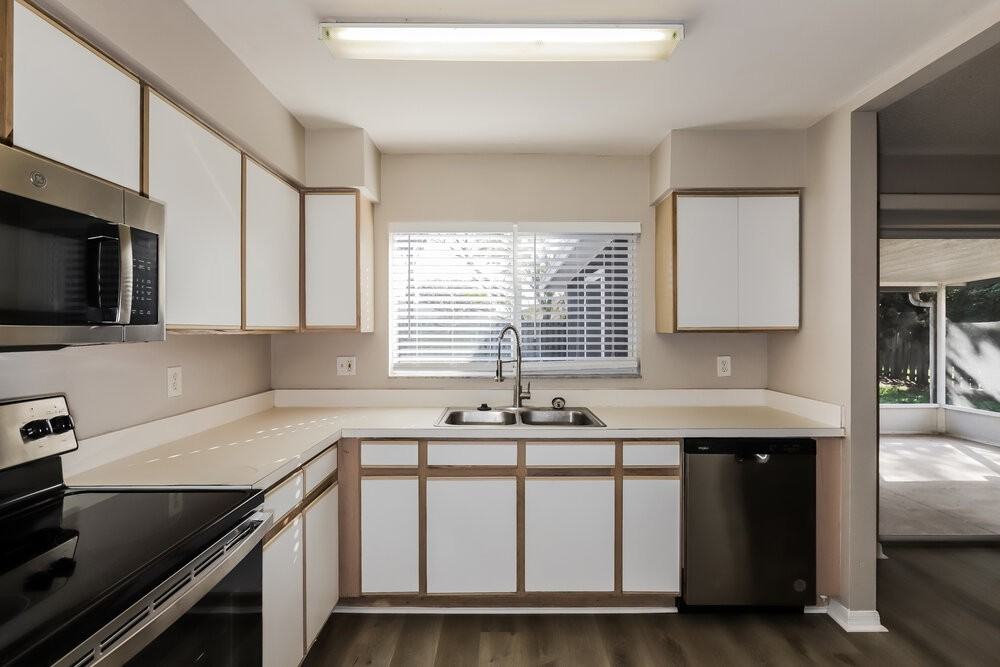 13409 Prestwick Dr - Photo 7 of 16