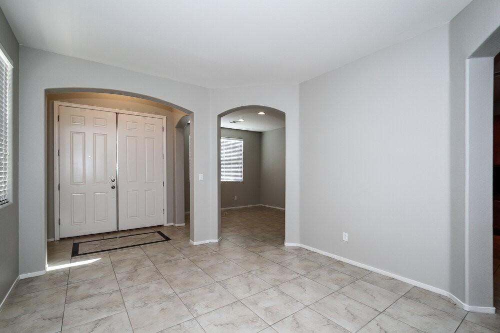 132 Rolling Cove Ave - Photo 6 of 21