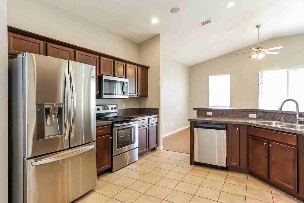 805 Celebration Ln - Photo 7 of 19