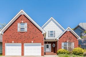 featured image of 2137 Aberdeen Cir