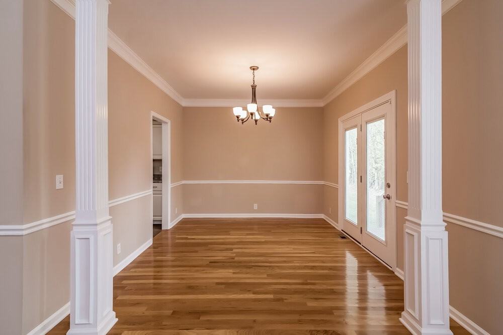 2137 Aberdeen Cir - Photo 3 of 17