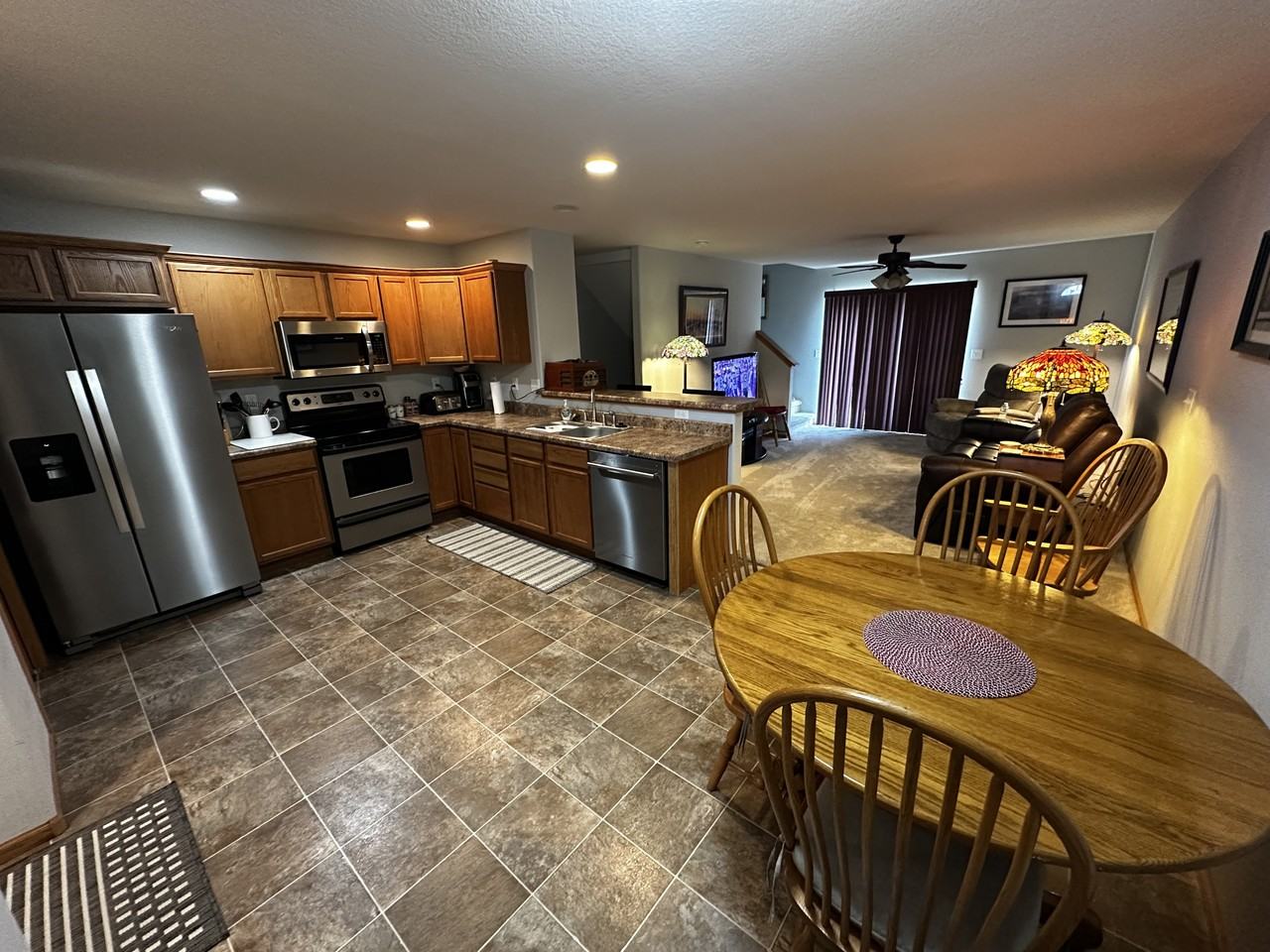 140 War Admiral Ln - Photo 3 of 17