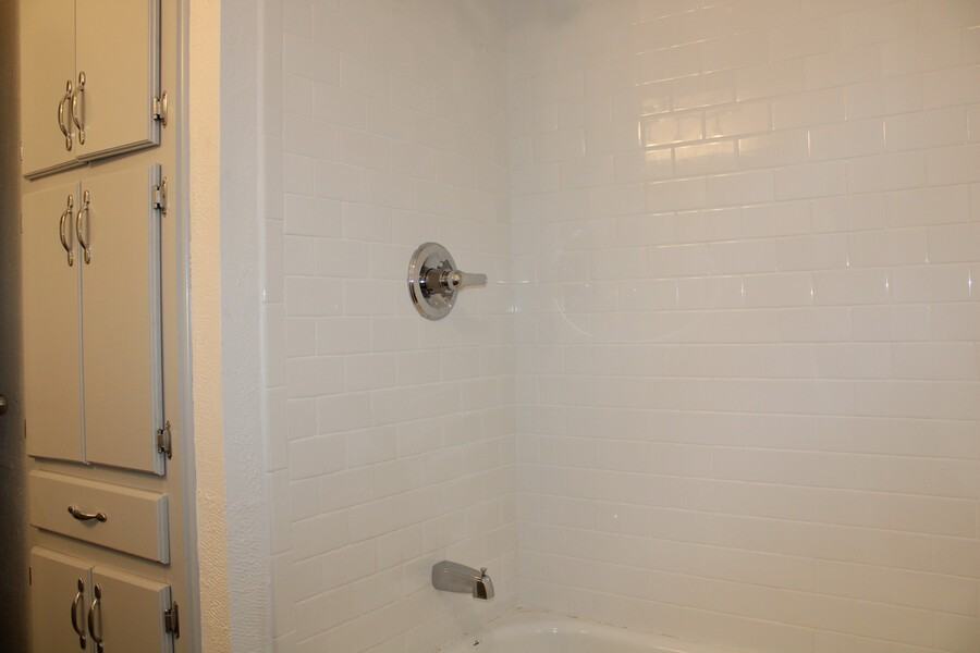 1403 W Aries Rd - Photo 6 of 9