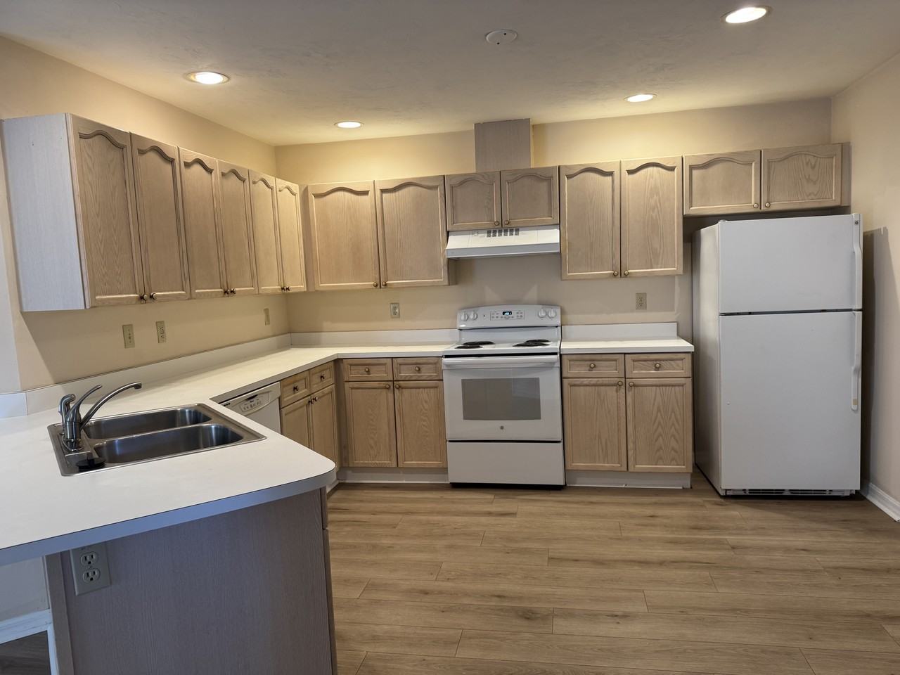 12303 Londonderry Ln #12303 - Photo 7 of 14