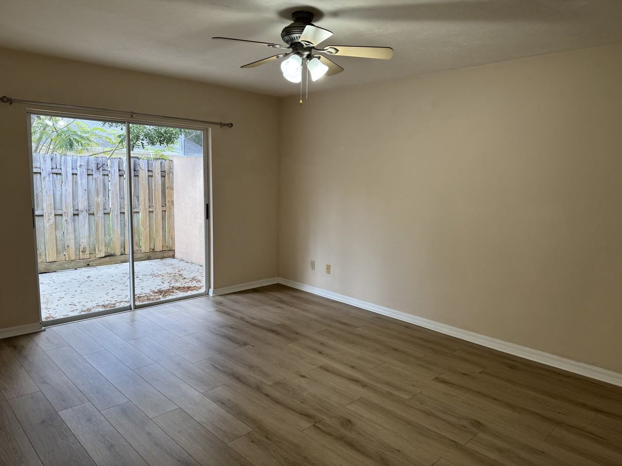 12303 Londonderry Ln #12303 - Photo 5 of 14