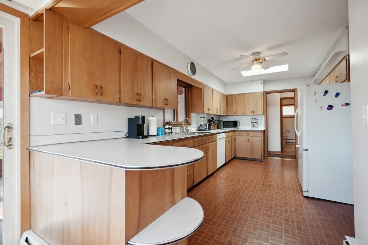 6 Oak Park Ct - Photo 7 of 22