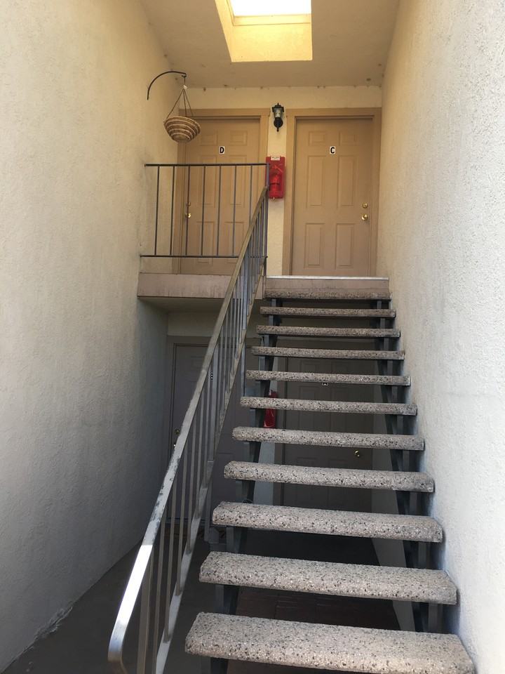 601 E Ridgecrest Blvd #D - Photo 5 of 22