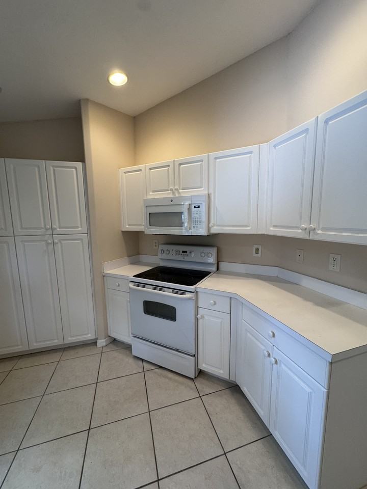 12361 Notting Hill Ln #44 - Photo 2 of 7