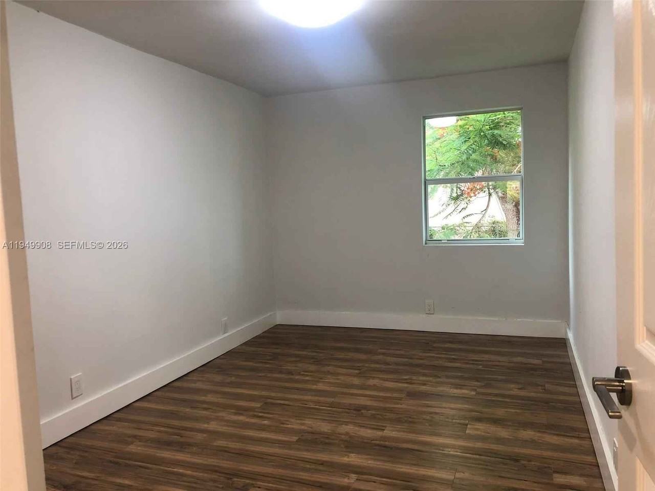 8000 Nw 12th Pl - Photo 5 of 13