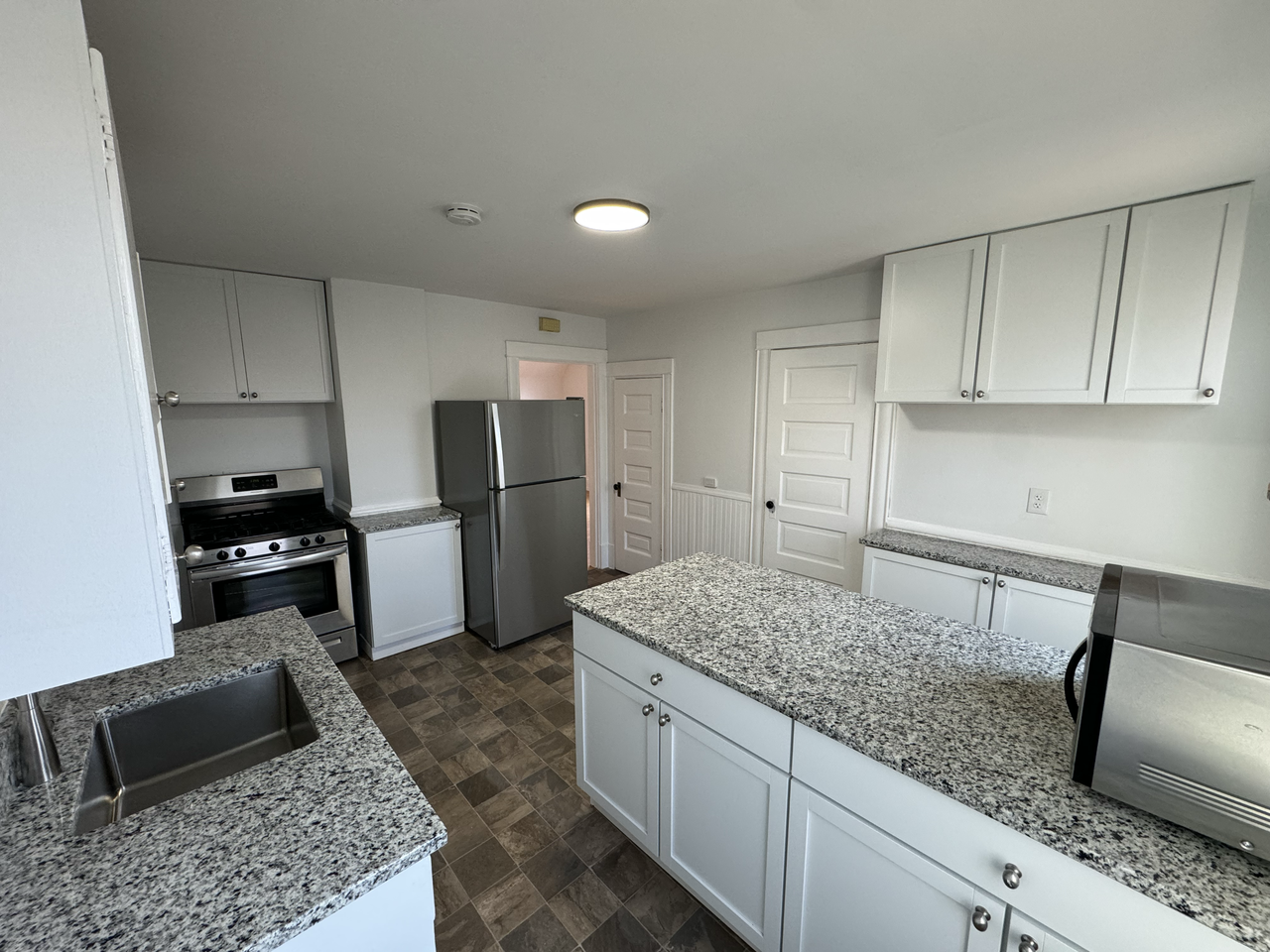 1826 Pierce St Ne #2 - Photo 2 of 13