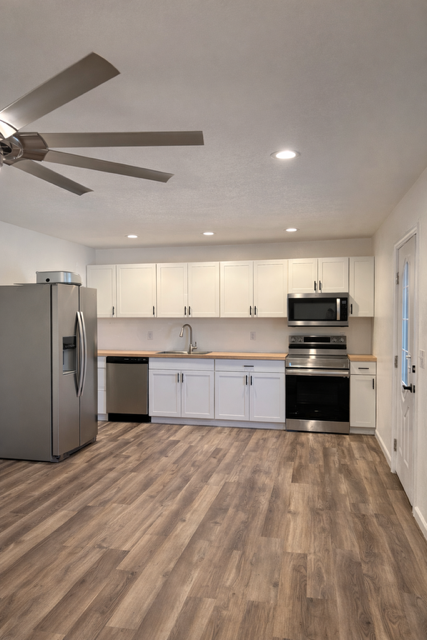 217 Claire St #3A - Photo 4 of 9