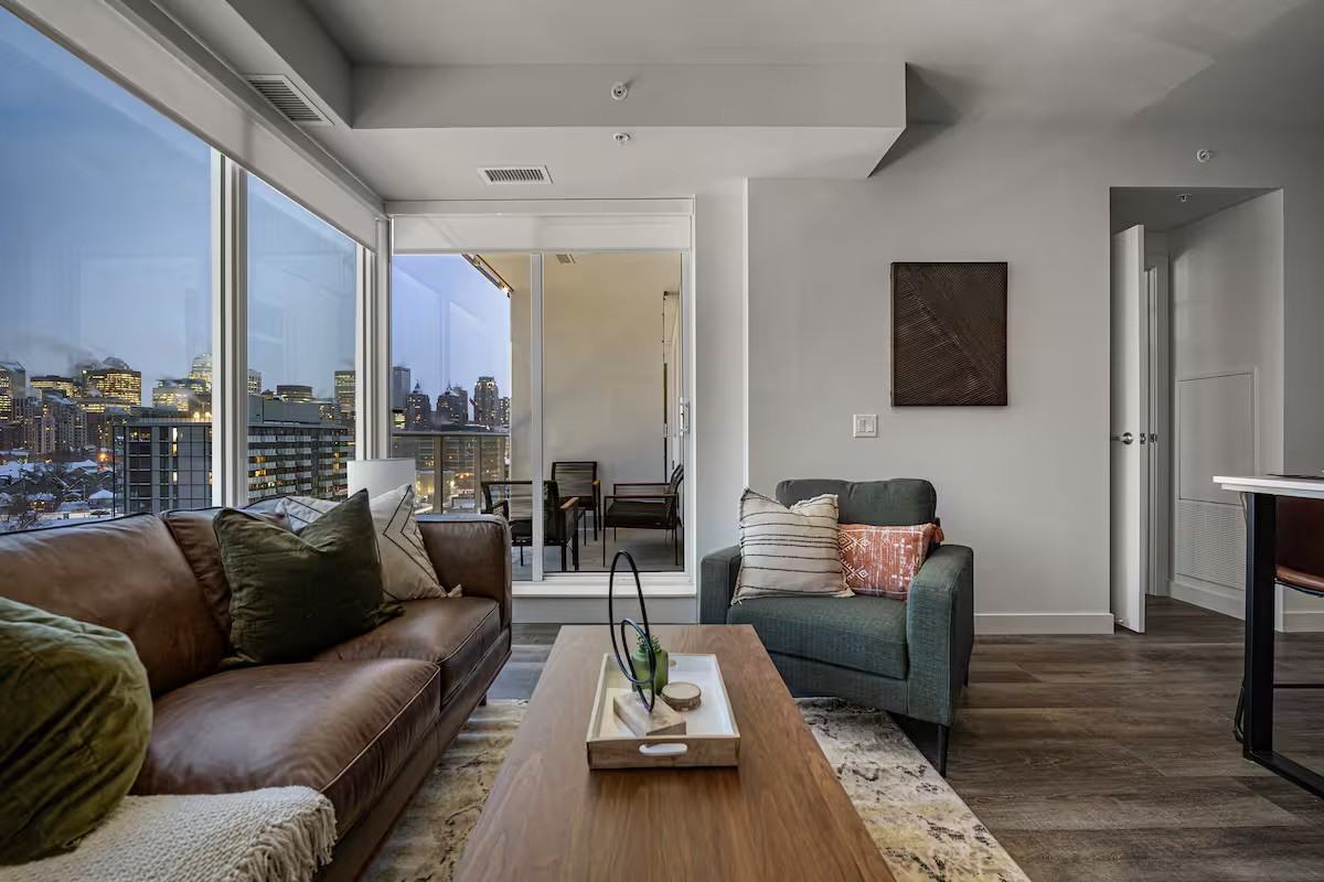 1107 Gladstone Rd Nw - Photo 7 of 30