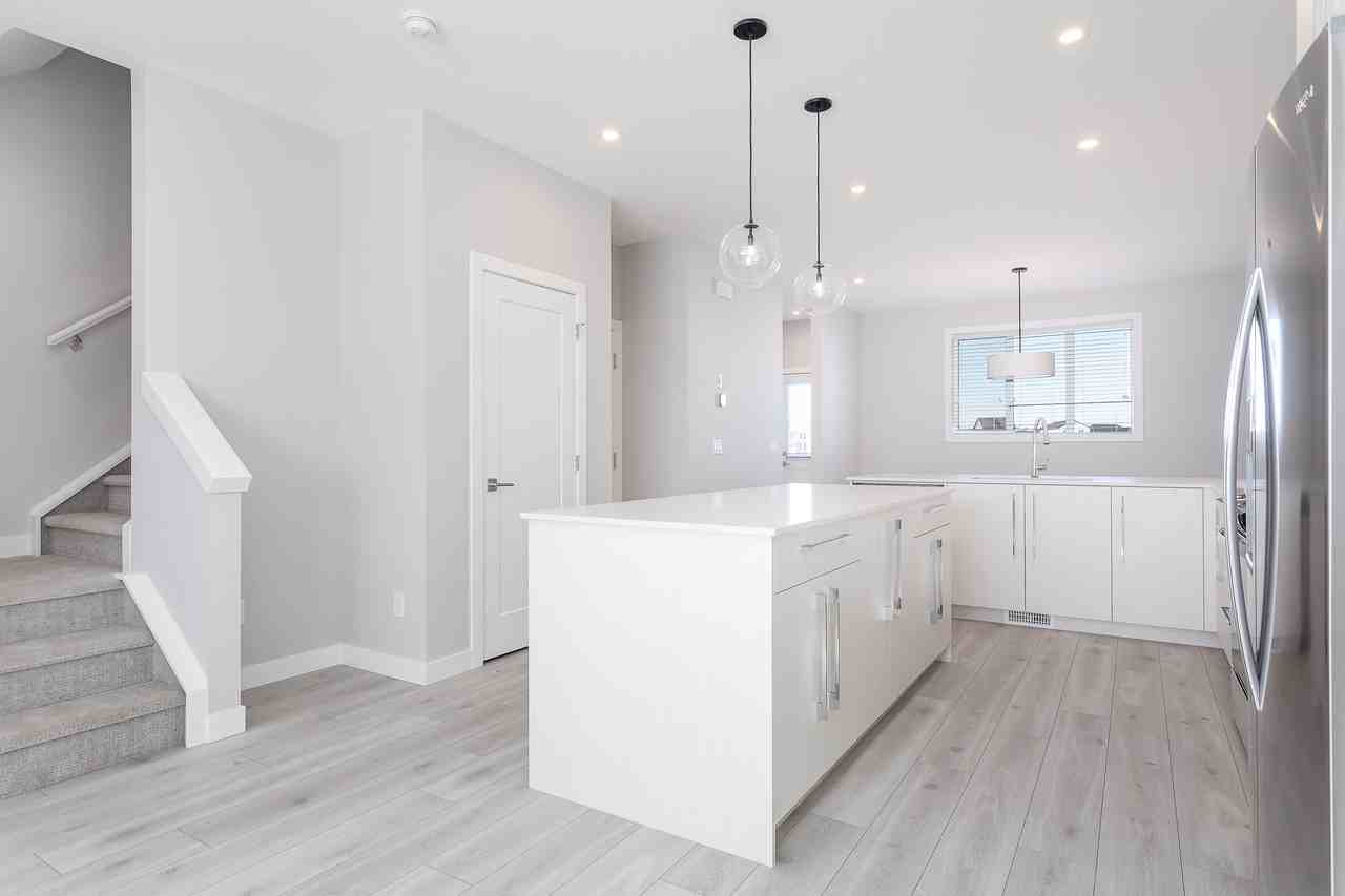 140 Walcrest Blvd Se - Photo 7 of 22