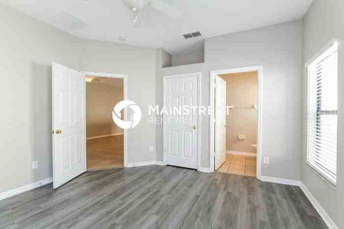 2805 Roccella Ct - Photo 7 of 16