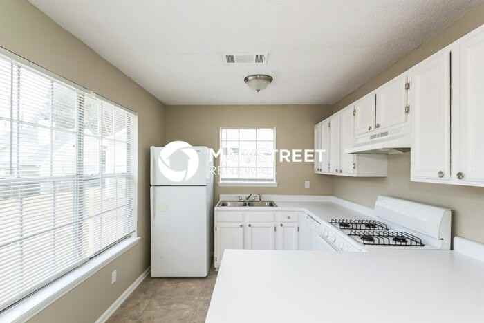 3105 Springside Xing - Photo 6 of 15