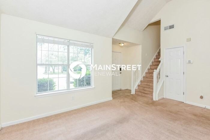 3552 6 Oaks Court - Photo 3 of 17