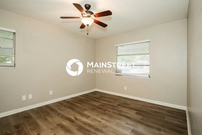 5849 Wending Dr - Photo 7 of 16