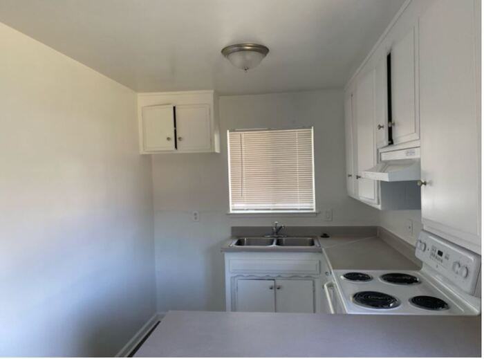 2295 Craig Ave - Photo 7 of 18