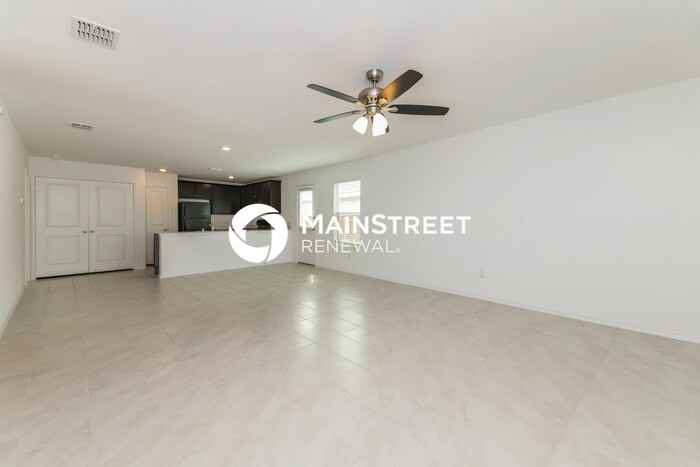 5733 Rockrose Ln - Photo 2 of 18