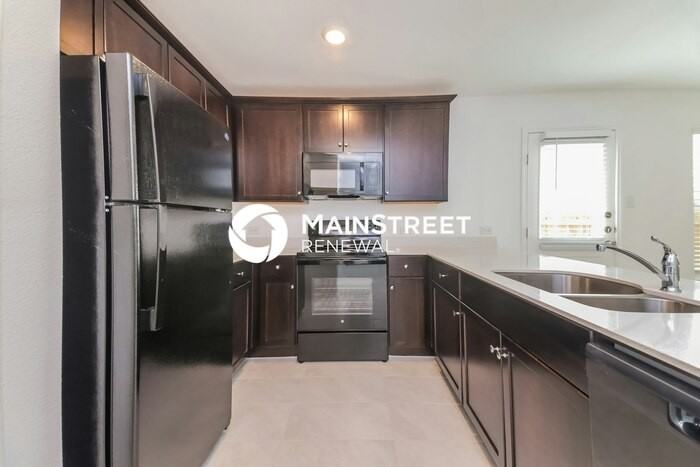 5733 Rockrose Ln - Photo 6 of 18