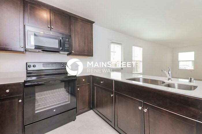 5733 Rockrose Ln - Photo 7 of 18