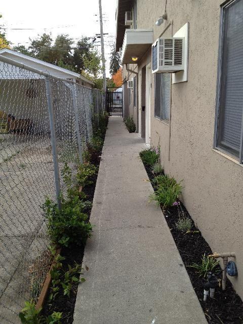 2299 Grove Ave #09 - Photo 6 of 12