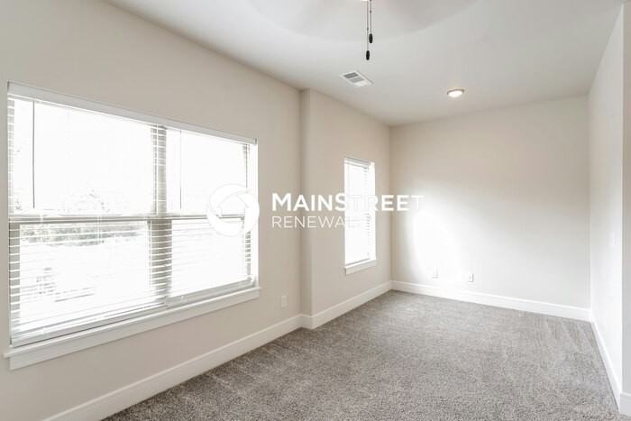 114 Hartsville Ct - Photo 7 of 17