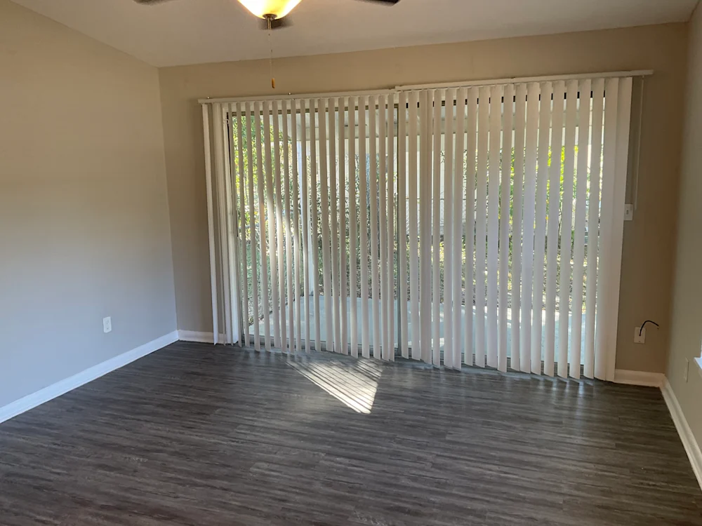 4915 Donnybrook Ave #NA - Photo 4 of 9