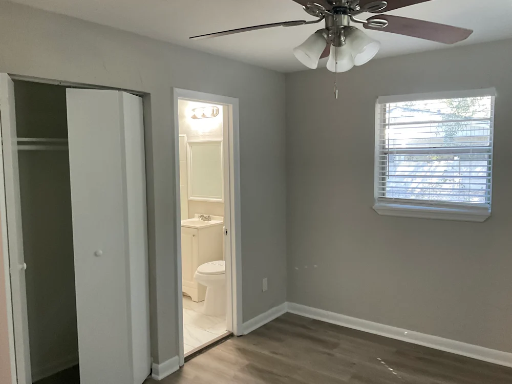 4915 Donnybrook Ave #NA - Photo 5 of 9