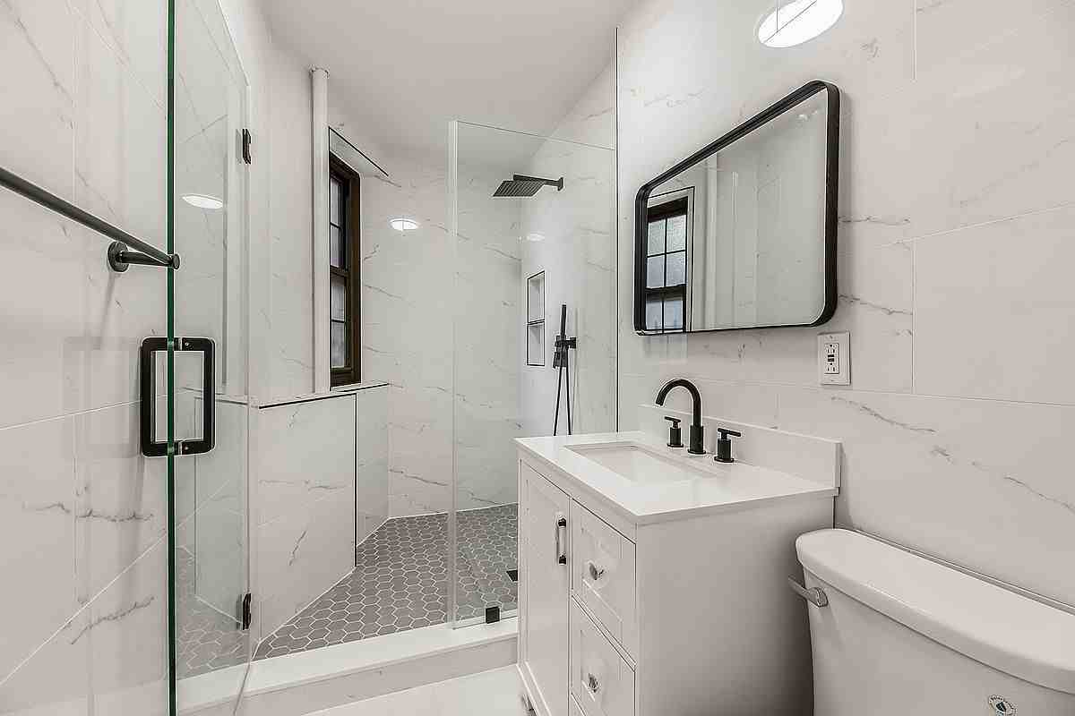 1100 Grand Concourse #6L - Photo 4 of 12