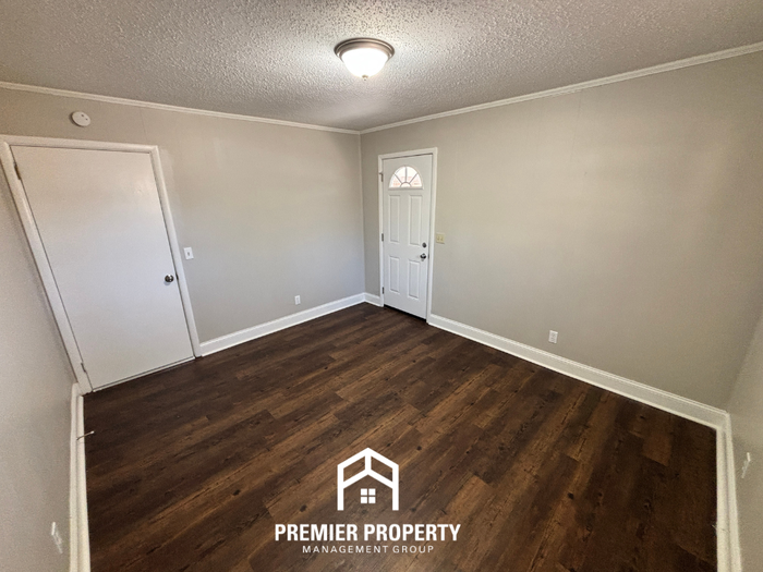 634 Broken Bow Cir - Photo 3 of 31