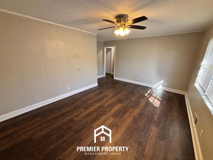 634 Broken Bow Cir - Photo 5 of 31