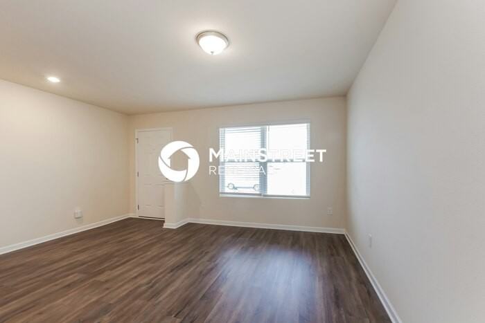 160 Steamboat Ln - Photo 5 of 17