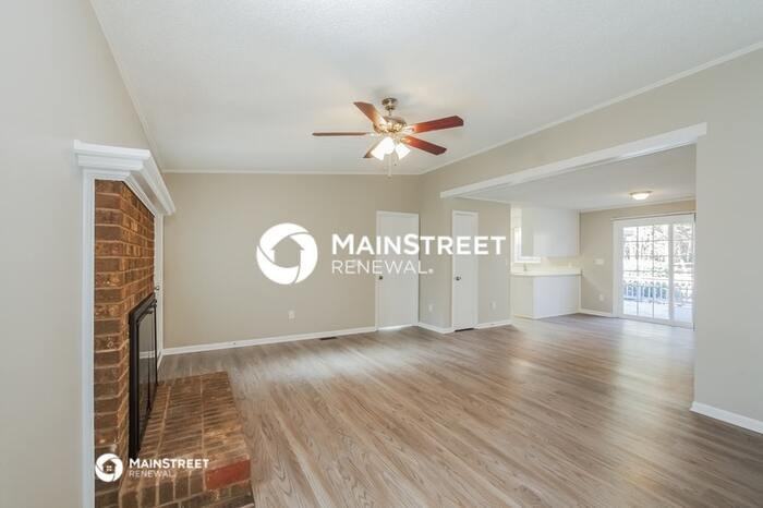 3052 Winding Trl - Photo 3 of 16