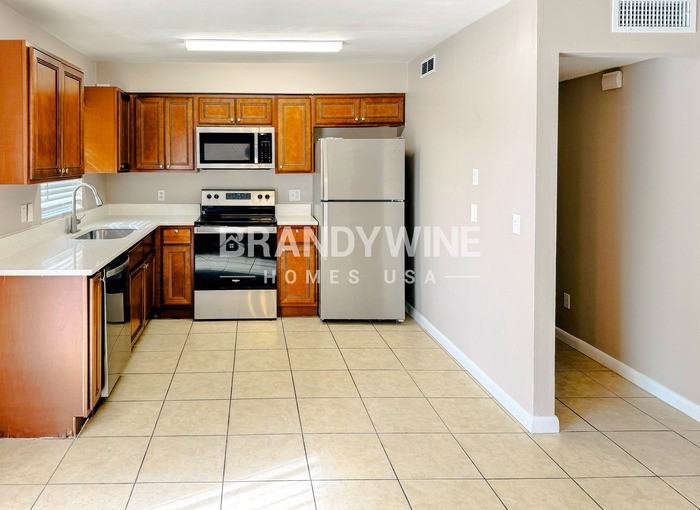 3202 Needles Dr - Photo 4 of 15