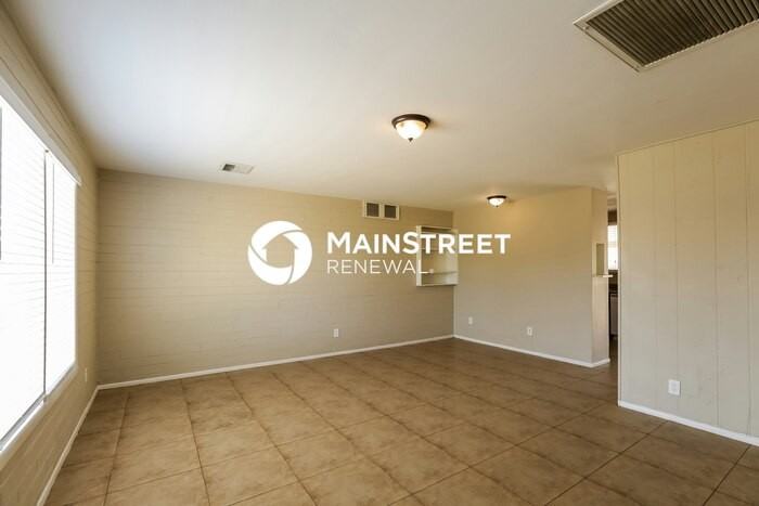 3133 W Marshall Ave - Photo 4 of 16