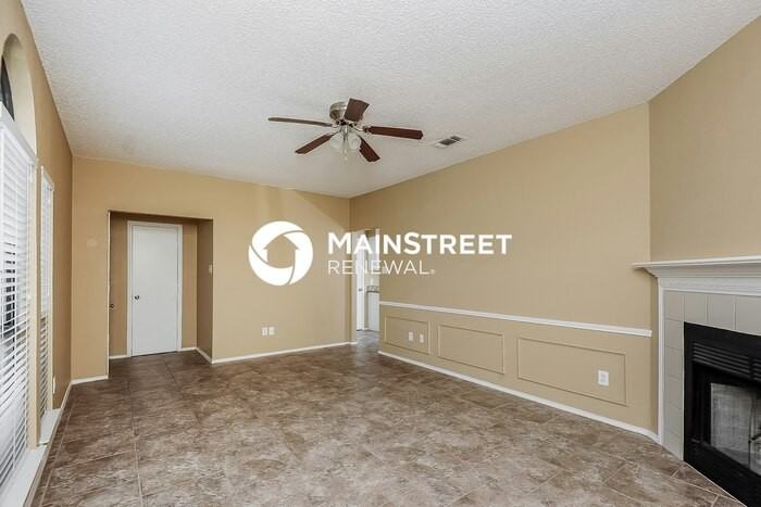 645 Lemon Dr - Photo 5 of 16