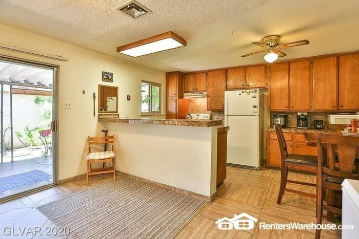 167 Pecos Way - Photo 3 of 11