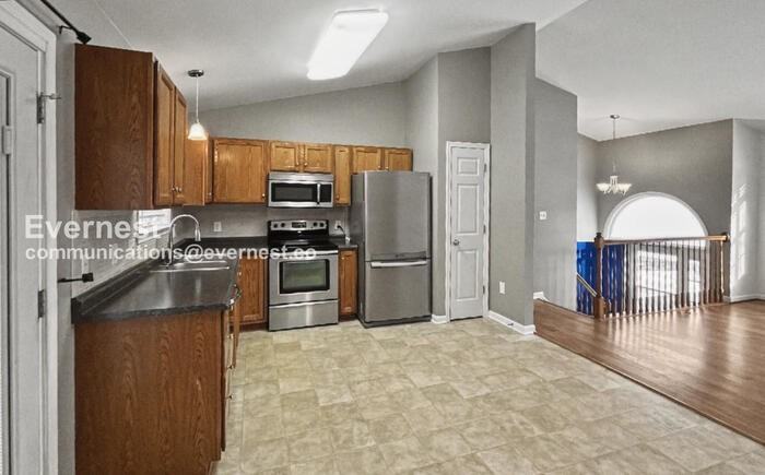 36015 Wilderness Shores Way - Photo 3 of 32